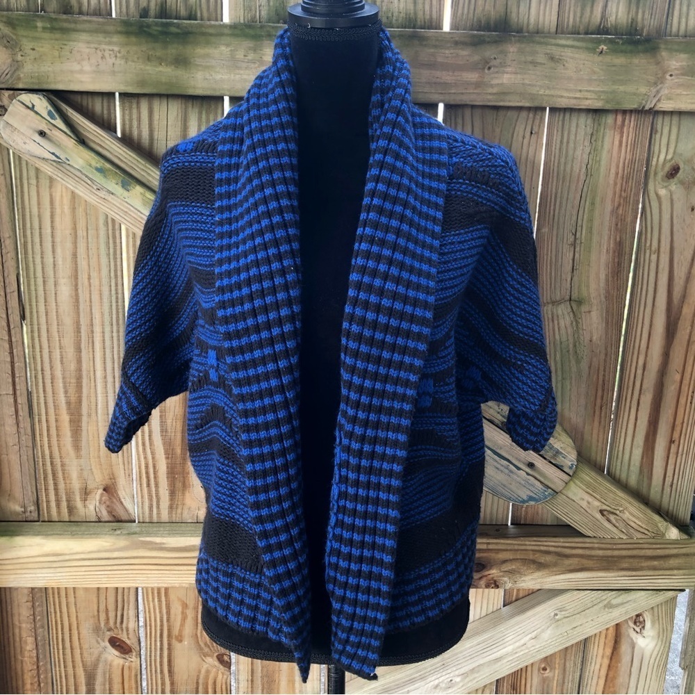 Express Blue & Black Aztec Wave Cocoon Wool Blend Shawl Cover-up Sweater Size XS